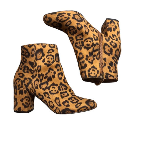 JUST FAB leopard 🐆 print booties - Picture 2 of 6